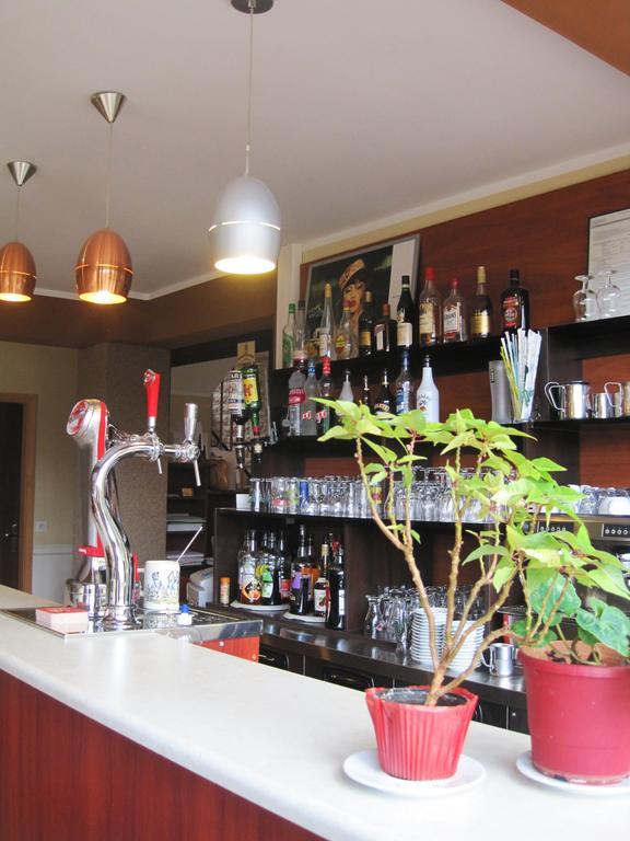 Hotel Restaurant Rive Gauche Bessines-sur-Gartempe Exterior photo